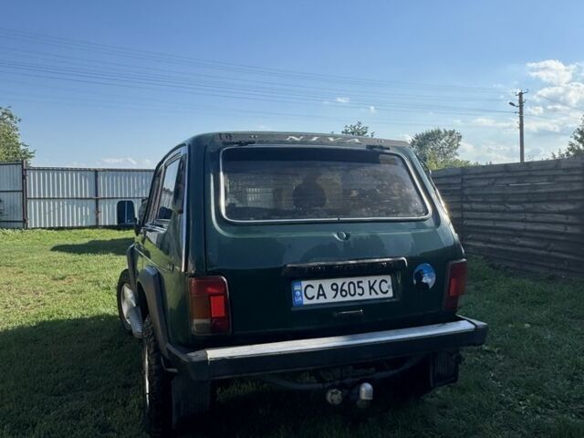 Зеленый ВАЗ 21213 Niva, объемом двигателя 1.7 л и пробегом 200 тыс. км за 2500 $, фото 2 на Automoto.ua