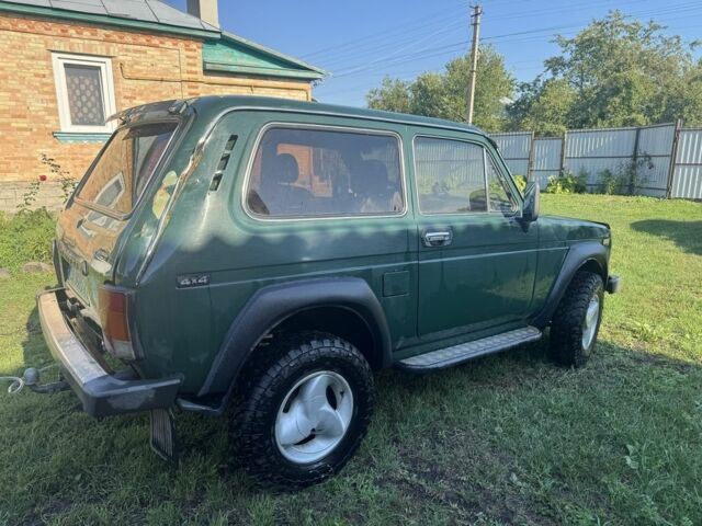 Зеленый ВАЗ 21213 Niva, объемом двигателя 1.7 л и пробегом 200 тыс. км за 2500 $, фото 4 на Automoto.ua