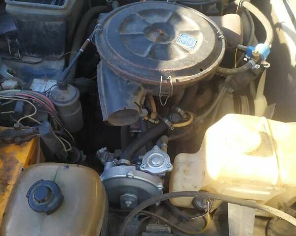 Зеленый ВАЗ 21213 Niva, объемом двигателя 1.7 л и пробегом 192 тыс. км за 2800 $, фото 5 на Automoto.ua