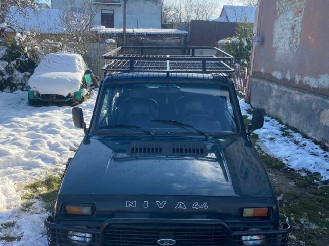 Зелений ВАЗ 21213 Niva, об'ємом двигуна 1.7 л та пробігом 140 тис. км за 2400 $, фото 1 на Automoto.ua