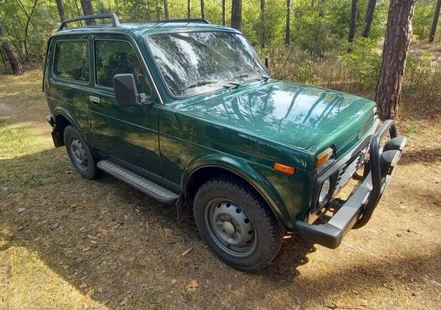Зеленый ВАЗ 21213 Niva, объемом двигателя 2 л и пробегом 117 тыс. км за 4000 $, фото 2 на Automoto.ua