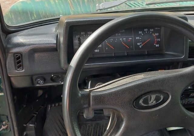 Зеленый ВАЗ 21213 Niva, объемом двигателя 2 л и пробегом 117 тыс. км за 4000 $, фото 7 на Automoto.ua