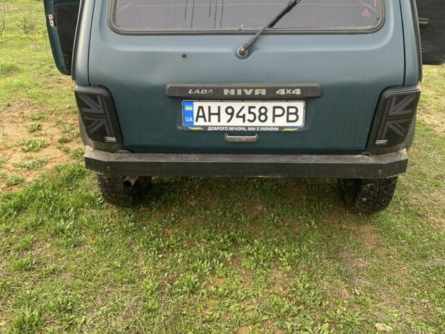 Зеленый ВАЗ 21213 Niva, объемом двигателя 1.7 л и пробегом 2 тыс. км за 2900 $, фото 2 на Automoto.ua