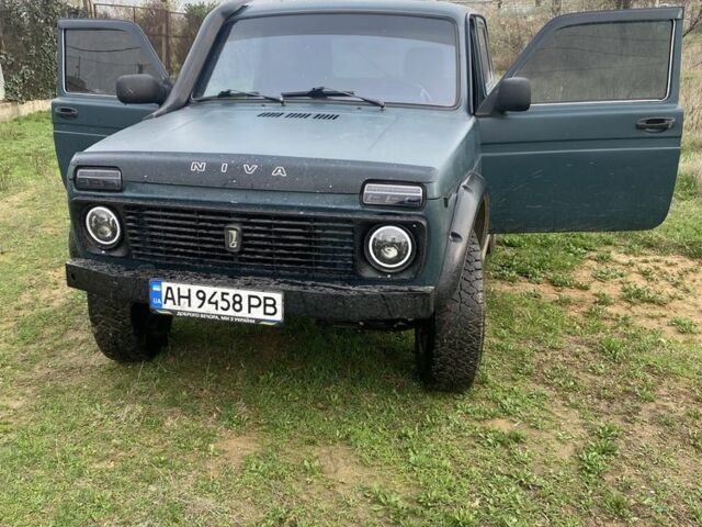 Зеленый ВАЗ 21213 Niva, объемом двигателя 1.7 л и пробегом 2 тыс. км за 2900 $, фото 5 на Automoto.ua