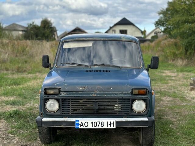 Зеленый ВАЗ 21213 Niva, объемом двигателя 1.7 л и пробегом 200 тыс. км за 1799 $, фото 1 на Automoto.ua