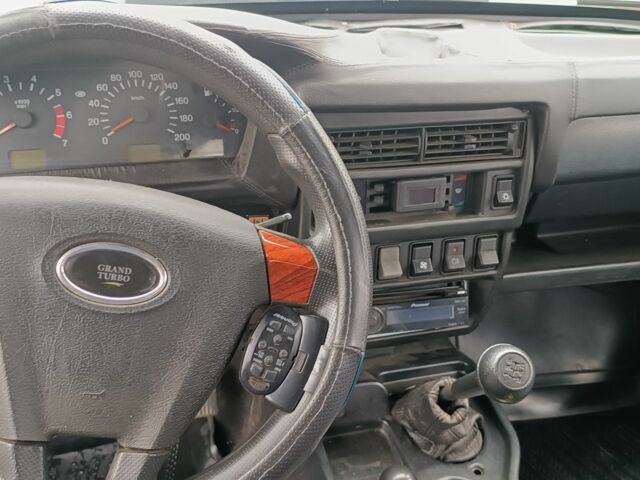 Зелений ВАЗ 21213 Niva, об'ємом двигуна 1.6 л та пробігом 10 тис. км за 3100 $, фото 6 на Automoto.ua