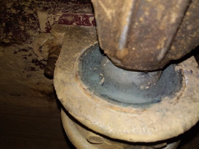 Зеленый ВАЗ 21213 Niva, объемом двигателя 0 л и пробегом 200 тыс. км за 2913 $, фото 5 на Automoto.ua