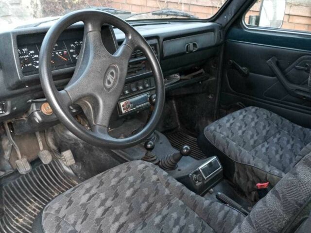 Зелений ВАЗ 21213 Niva, об'ємом двигуна 0 л та пробігом 122 тис. км за 2500 $, фото 6 на Automoto.ua