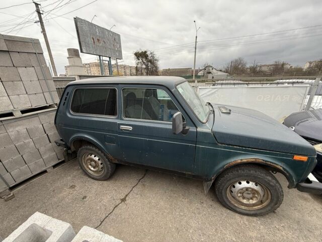 Зеленый ВАЗ 21213 Niva, объемом двигателя 1.7 л и пробегом 150 тыс. км за 1500 $, фото 1 на Automoto.ua