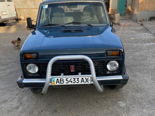 Зелений ВАЗ 21213 Niva, об'ємом двигуна 1.7 л та пробігом 140 тис. км за 2500 $, фото 2 на Automoto.ua