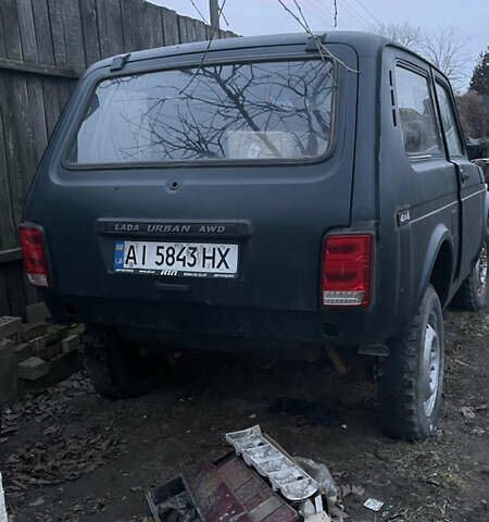 Зеленый ВАЗ 21213 Niva, объемом двигателя 1.6 л и пробегом 600 тыс. км за 2000 $, фото 9 на Automoto.ua