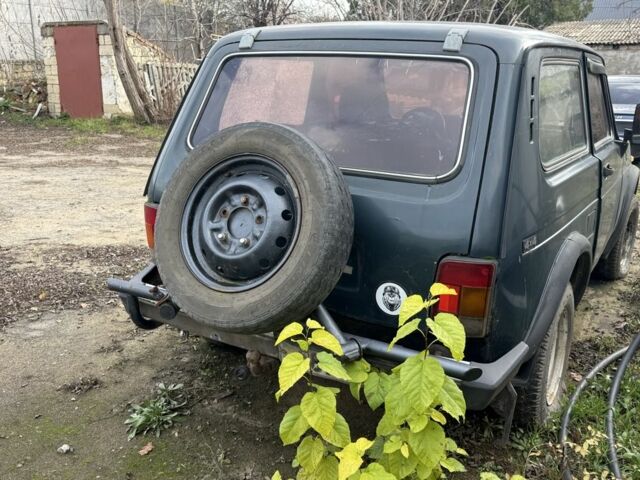 Зеленый ВАЗ 21213 Niva, объемом двигателя 1.6 л и пробегом 120 тыс. км за 1800 $, фото 5 на Automoto.ua