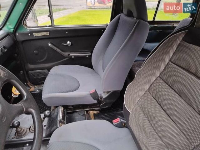Зелений ВАЗ 21213 Niva, об'ємом двигуна 1.69 л та пробігом 100 тис. км за 1100 $, фото 10 на Automoto.ua