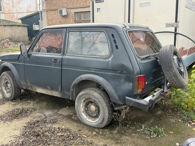Зеленый ВАЗ 21213 Niva, объемом двигателя 1.6 л и пробегом 120 тыс. км за 1800 $, фото 3 на Automoto.ua
