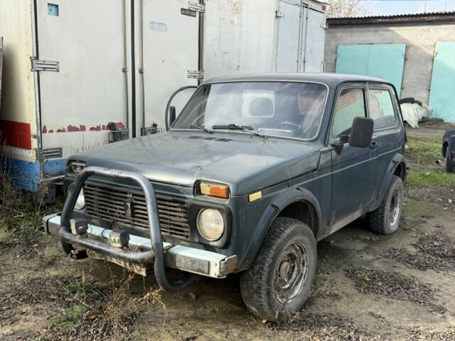 Зеленый ВАЗ 21213 Niva, объемом двигателя 1.6 л и пробегом 120 тыс. км за 1800 $, фото 1 на Automoto.ua