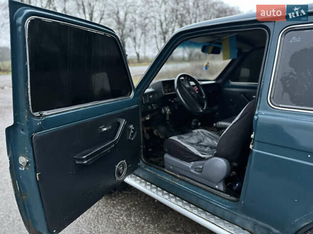 Зелений ВАЗ 21213 Niva, об'ємом двигуна 1.6 л та пробігом 200 тис. км за 2100 $, фото 9 на Automoto.ua