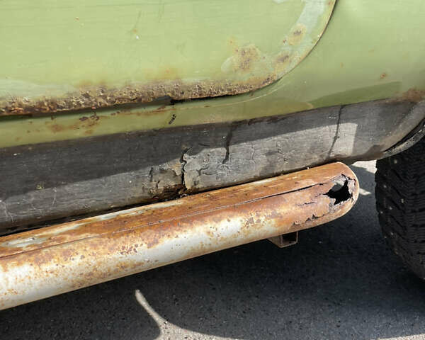 Зеленый ВАЗ 21213 Niva, объемом двигателя 1.7 л и пробегом 157 тыс. км за 2500 $, фото 7 на Automoto.ua