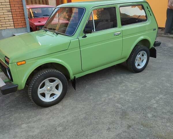 Зеленый ВАЗ 21213 Niva, объемом двигателя 1.7 л и пробегом 140 тыс. км за 3000 $, фото 11 на Automoto.ua