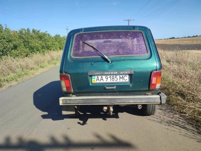 Зеленый ВАЗ 21213 Niva, объемом двигателя 1.7 л и пробегом 100 тыс. км за 1100 $, фото 3 на Automoto.ua