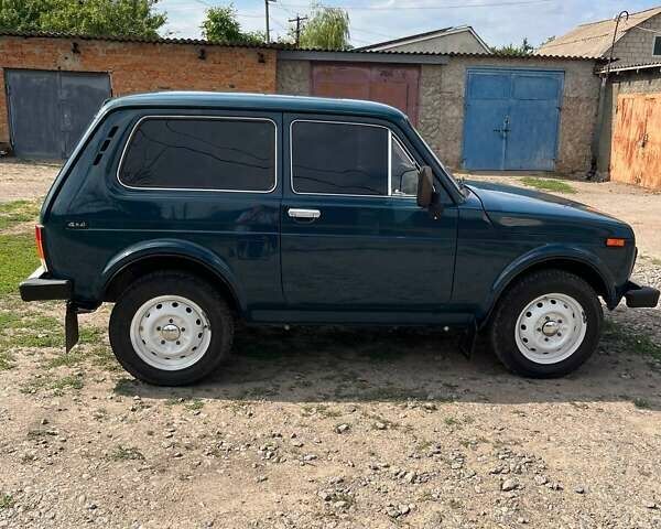 Зеленый ВАЗ 21213 Niva, объемом двигателя 1.7 л и пробегом 149 тыс. км за 3950 $, фото 8 на Automoto.ua