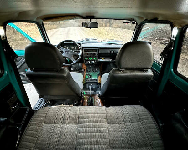 Зелений ВАЗ 21213 Niva, об'ємом двигуна 1.6 л та пробігом 100 тис. км за 2300 $, фото 8 на Automoto.ua
