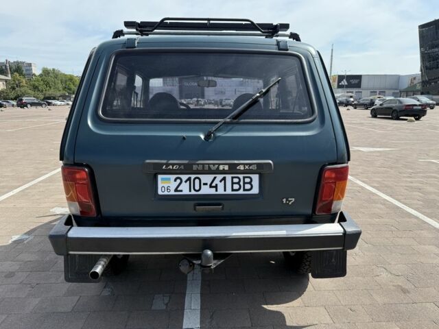 Зеленый ВАЗ 21213 Niva, объемом двигателя 1.7 л и пробегом 56 тыс. км за 4499 $, фото 4 на Automoto.ua