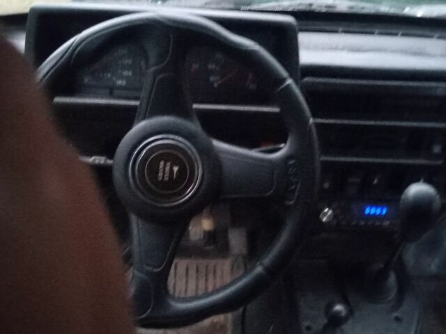 Зелений ВАЗ 21213 Niva, об'ємом двигуна 1.7 л та пробігом 2 тис. км за 1750 $, фото 1 на Automoto.ua