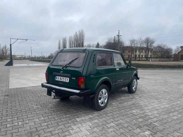 Зеленый ВАЗ 21213 Niva, объемом двигателя 1.7 л и пробегом 170 тыс. км за 2800 $, фото 2 на Automoto.ua