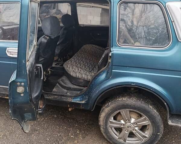 Зеленый ВАЗ 21213 Niva, объемом двигателя 1.8 л и пробегом 115 тыс. км за 2370 $, фото 4 на Automoto.ua