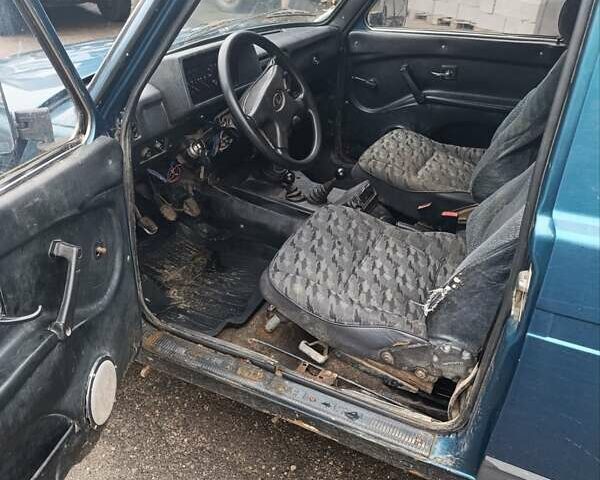 Зеленый ВАЗ 21213 Niva, объемом двигателя 1.8 л и пробегом 115 тыс. км за 2370 $, фото 7 на Automoto.ua