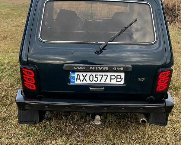 Зеленый ВАЗ 21213 Niva, объемом двигателя 1.69 л и пробегом 267 тыс. км за 2700 $, фото 3 на Automoto.ua