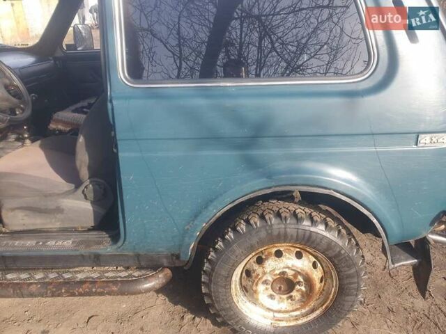 Зеленый ВАЗ 21213 Niva, объемом двигателя 1.9 л и пробегом 150 тыс. км за 2900 $, фото 3 на Automoto.ua