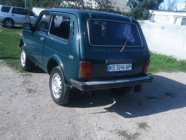 Зеленый ВАЗ 21213 Niva, объемом двигателя 1.7 л и пробегом 200 тыс. км за 2550 $, фото 5 на Automoto.ua