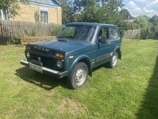Зеленый ВАЗ 21213 Niva, объемом двигателя 1.7 л и пробегом 1000 тыс. км за 2400 $, фото 6 на Automoto.ua