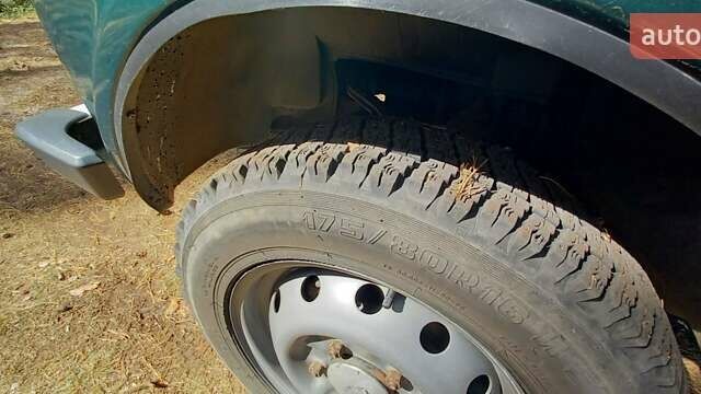 Зеленый ВАЗ 21213 Niva, объемом двигателя 1.98 л и пробегом 117 тыс. км за 4000 $, фото 4 на Automoto.ua