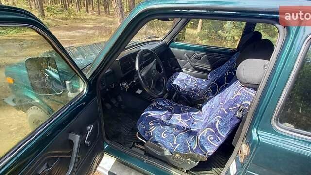 Зеленый ВАЗ 21213 Niva, объемом двигателя 1.98 л и пробегом 117 тыс. км за 4000 $, фото 16 на Automoto.ua