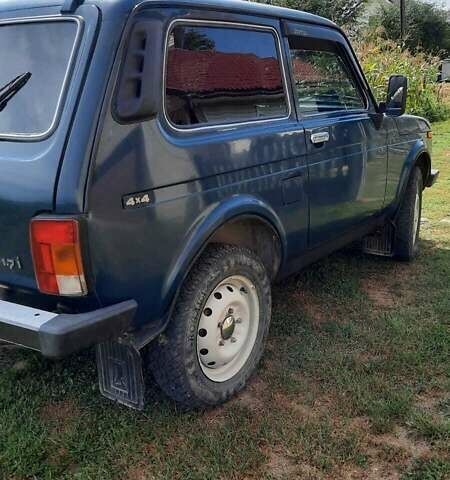 Зеленый ВАЗ 21213 Niva, объемом двигателя 1.7 л и пробегом 64 тыс. км за 4200 $, фото 3 на Automoto.ua
