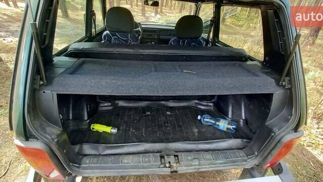Зеленый ВАЗ 21213 Niva, объемом двигателя 1.98 л и пробегом 117 тыс. км за 4000 $, фото 6 на Automoto.ua