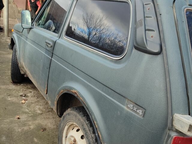 Зелений ВАЗ 21213 Niva, об'ємом двигуна 1.7 л та пробігом 10 тис. км за 2147 $, фото 3 на Automoto.ua