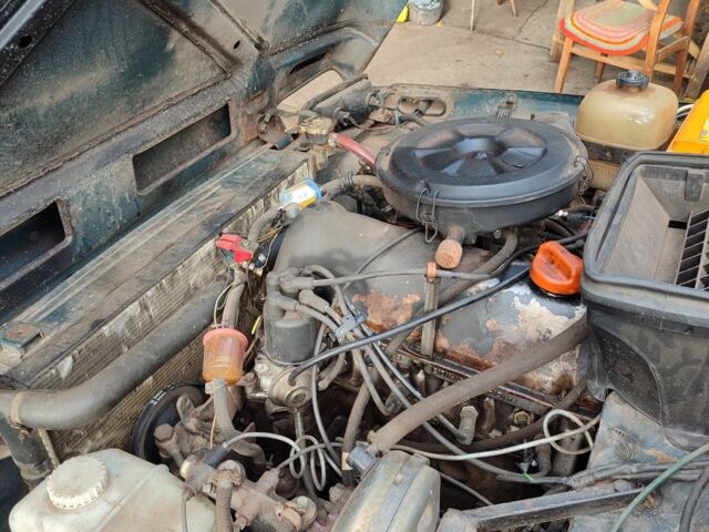 Зелений ВАЗ 21213 Niva, об'ємом двигуна 1.7 л та пробігом 10 тис. км за 2147 $, фото 5 на Automoto.ua