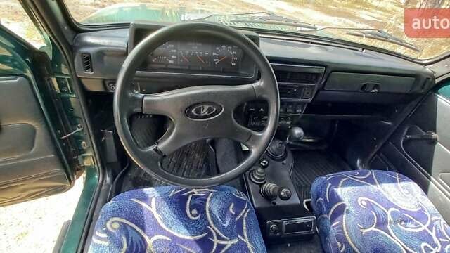 Зеленый ВАЗ 21213 Niva, объемом двигателя 1.98 л и пробегом 117 тыс. км за 4000 $, фото 15 на Automoto.ua