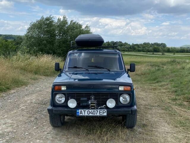 Зелений ВАЗ 21213 Niva, об'ємом двигуна 1.7 л та пробігом 145 тис. км за 3500 $, фото 1 на Automoto.ua