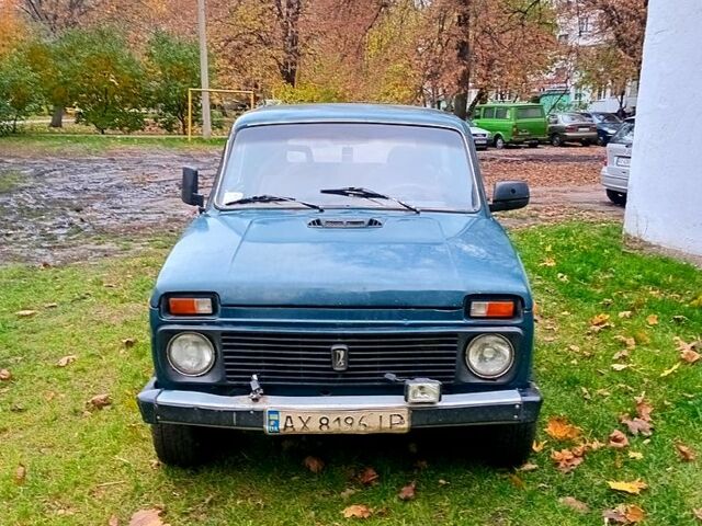 Зелений ВАЗ 21213 Niva, об'ємом двигуна 1.7 л та пробігом 200 тис. км за 1800 $, фото 1 на Automoto.ua
