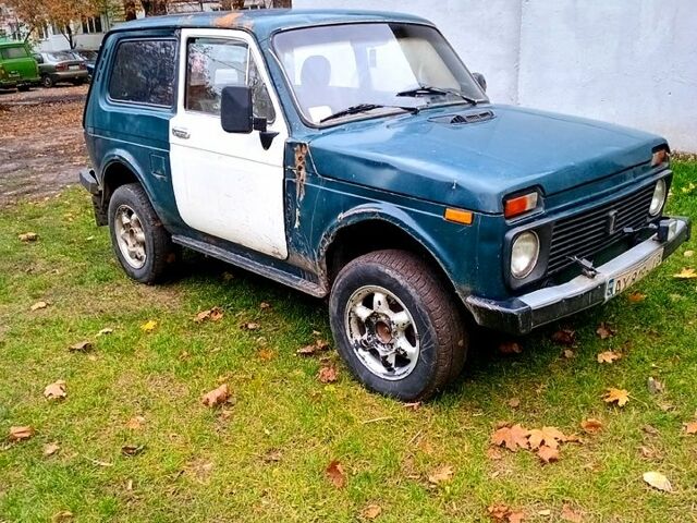 Зелений ВАЗ 21213 Niva, об'ємом двигуна 1.7 л та пробігом 200 тис. км за 1800 $, фото 2 на Automoto.ua