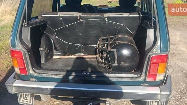 Зеленый ВАЗ 21213 Niva, объемом двигателя 1.7 л и пробегом 150 тыс. км за 2900 $, фото 16 на Automoto.ua