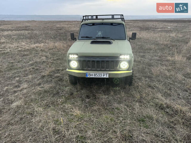Зелений ВАЗ 21213 Niva, об'ємом двигуна 1.7 л та пробігом 200 тис. км за 2900 $, фото 10 на Automoto.ua