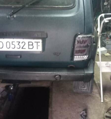 Зеленый ВАЗ 21213 Niva, объемом двигателя 1.7 л и пробегом 86 тыс. км за 4100 $, фото 7 на Automoto.ua