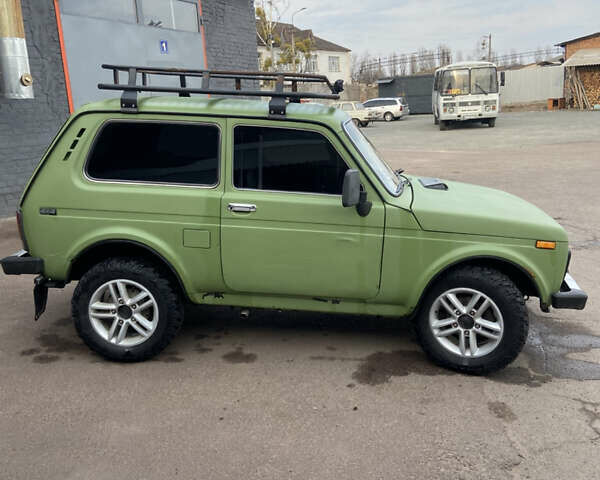 Зеленый ВАЗ 21213 Niva, объемом двигателя 1.69 л и пробегом 150 тыс. км за 2800 $, фото 1 на Automoto.ua