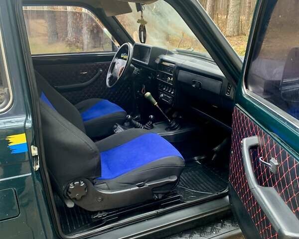 Зелений ВАЗ 21213 Niva, об'ємом двигуна 1.7 л та пробігом 180 тис. км за 3650 $, фото 4 на Automoto.ua