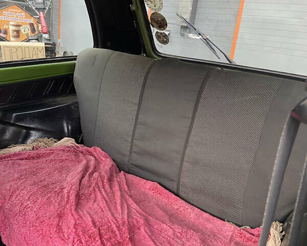 Зеленый ВАЗ 21213 Niva, объемом двигателя 1.69 л и пробегом 150 тыс. км за 2800 $, фото 9 на Automoto.ua